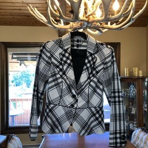 NWOT White House Black Market Blazer